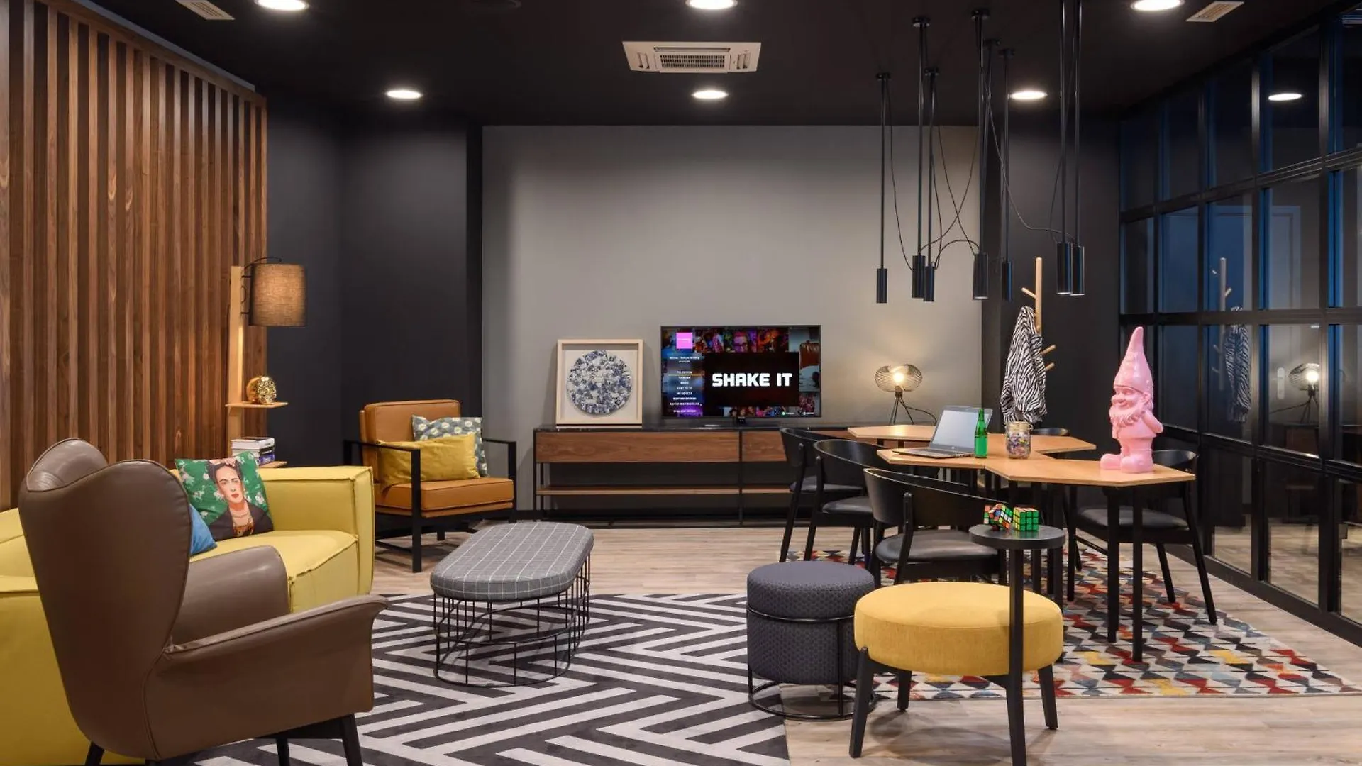 ***  Moxy Lisboa Oriente Hotel Portugal