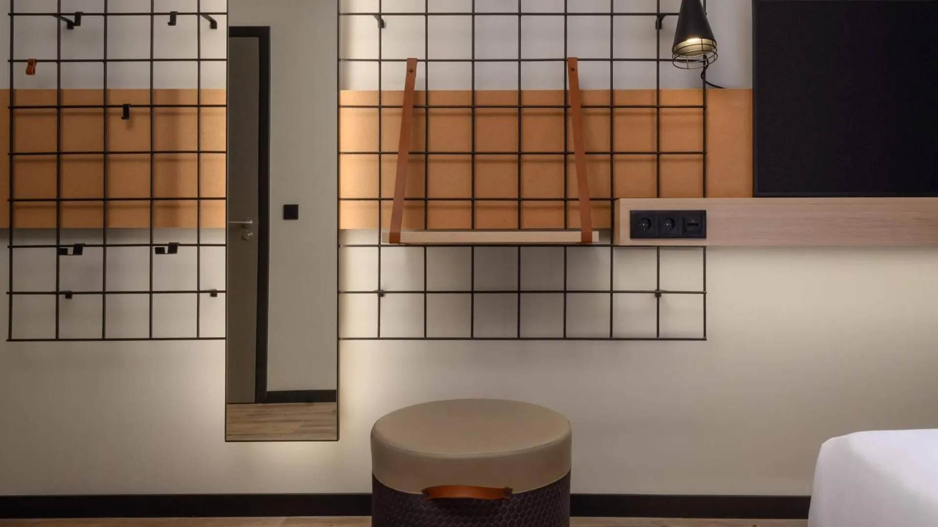 Hotel Moxy Lisboa Oriente